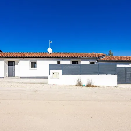 Barbariga Summer Paradise 2 *