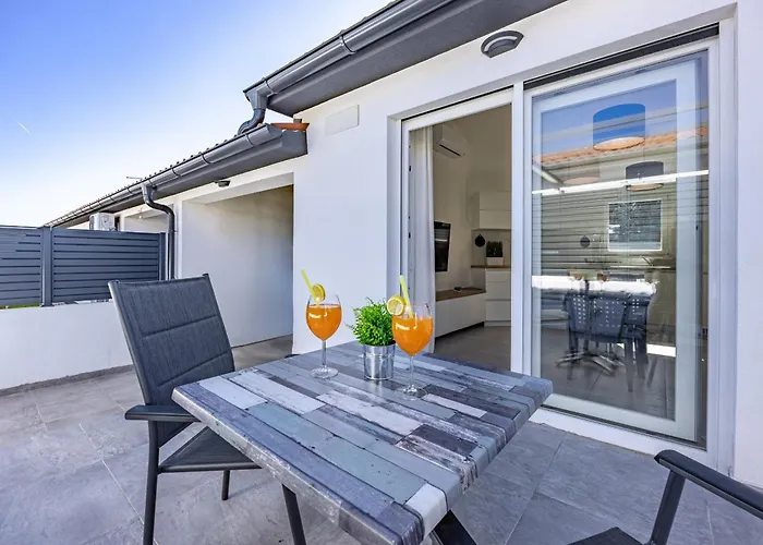 아파트 Barbariga Summer Paradise 2 페로이